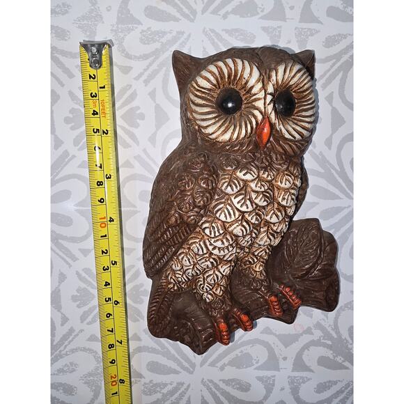Vintage 1970s Owl Wall Plaques – Set of 2 – Retro Brown & Cream Lightweight - Picture 8 of 11